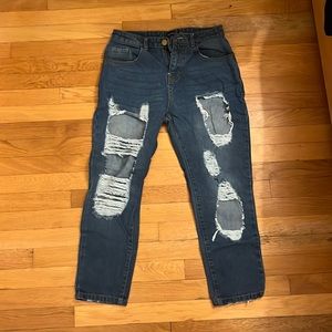 Blue Boyfriend Jeans- Boohoo